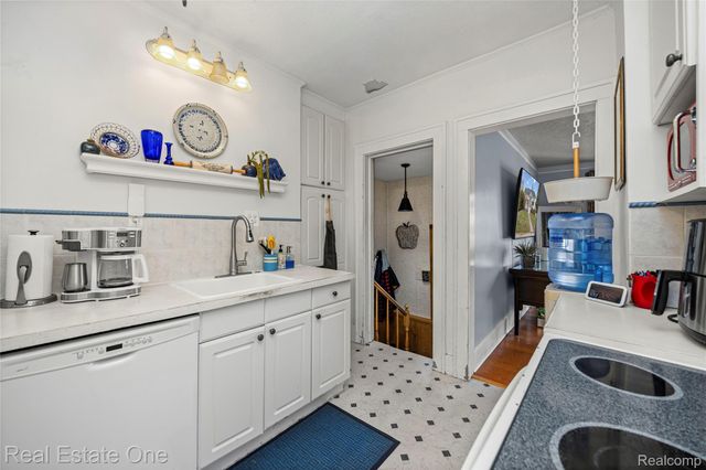 22915 13 MILE Road, St. Clair Shores, MI 48082