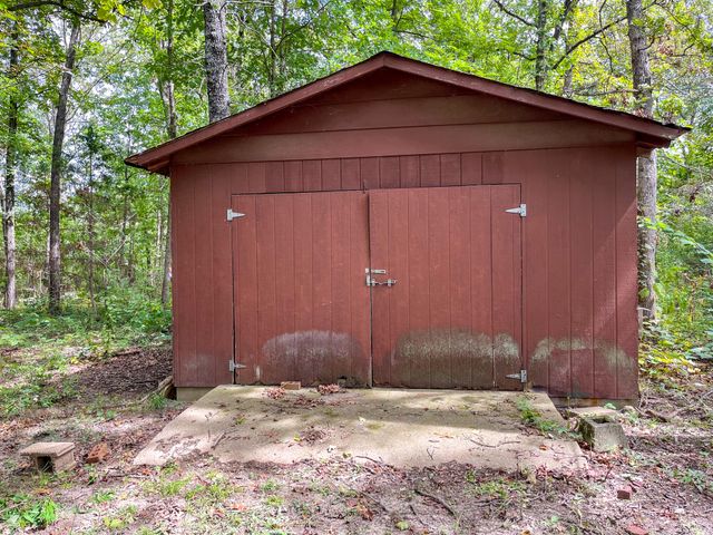 10140 County Road 6610, West Plains, MO 65775