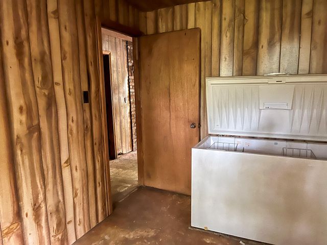 10140 County Road 6610, West Plains, MO 65775