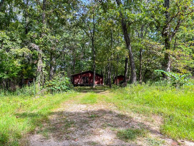 10140 County Road 6610, West Plains, MO 65775