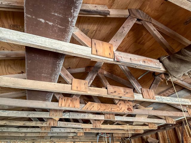 10140 County Road 6610, West Plains, MO 65775