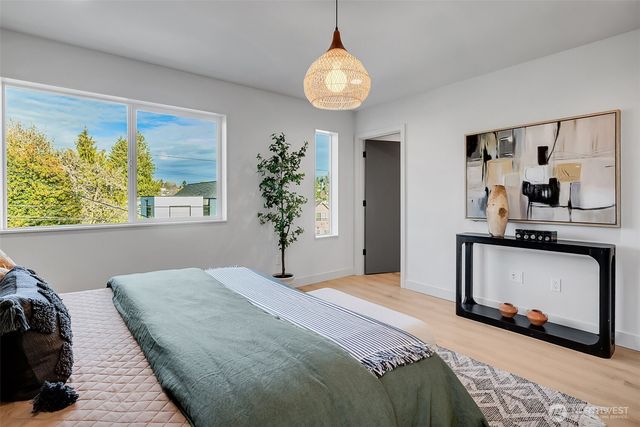 4405 S Holly Street, Seattle, WA 98118