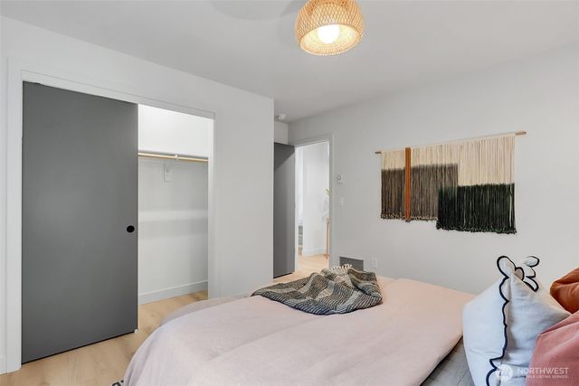 4405 S Holly Street, Seattle, WA 98118