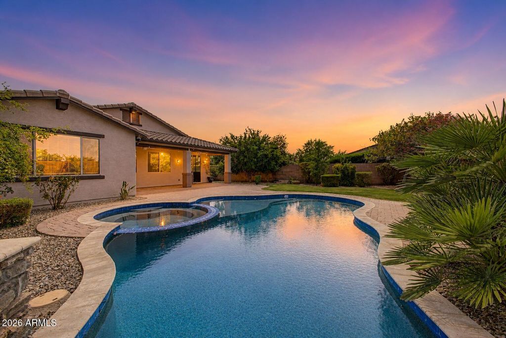 590 W POWELL Way, Chandler, AZ 85248 — photo 2