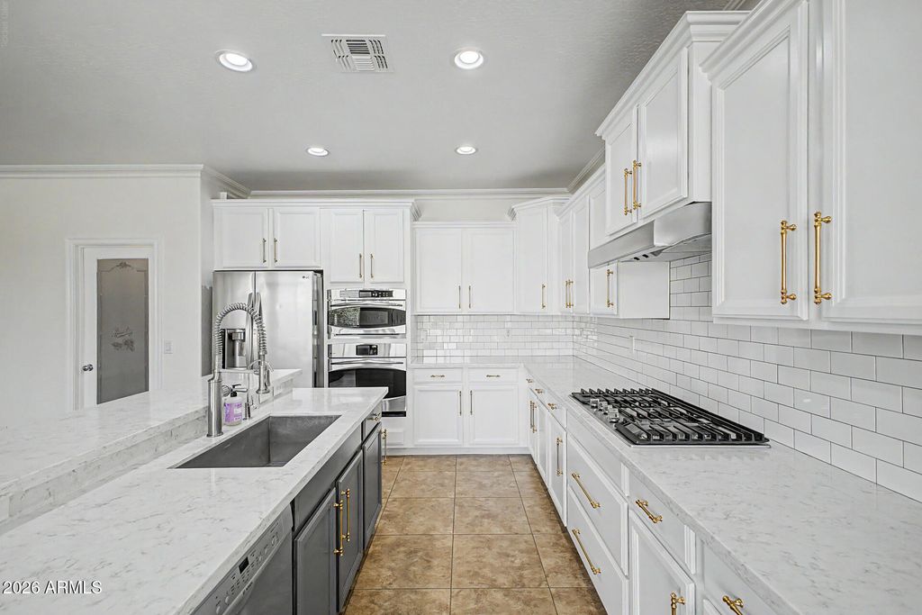 590 W POWELL Way, Chandler, AZ 85248 — photo 3
