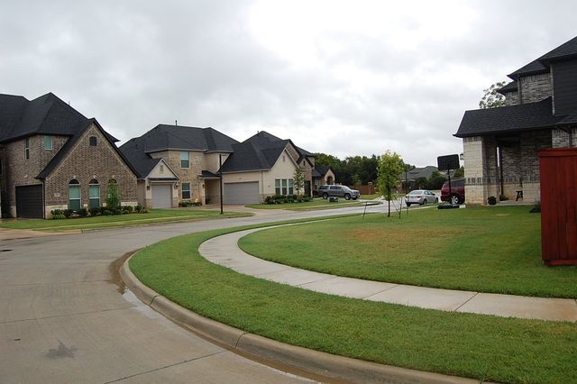 3917 Belle Maison Court, Arlington, TX 76016