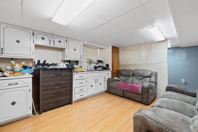 36 Irving St, Revere, MA 02151