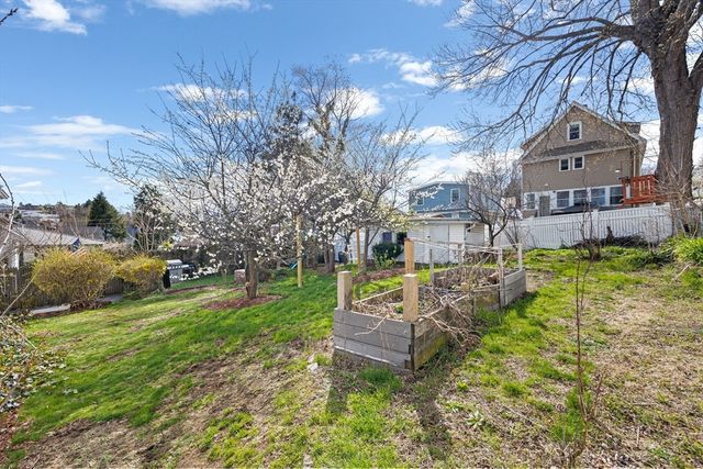 36 Irving St, Revere, MA 02151