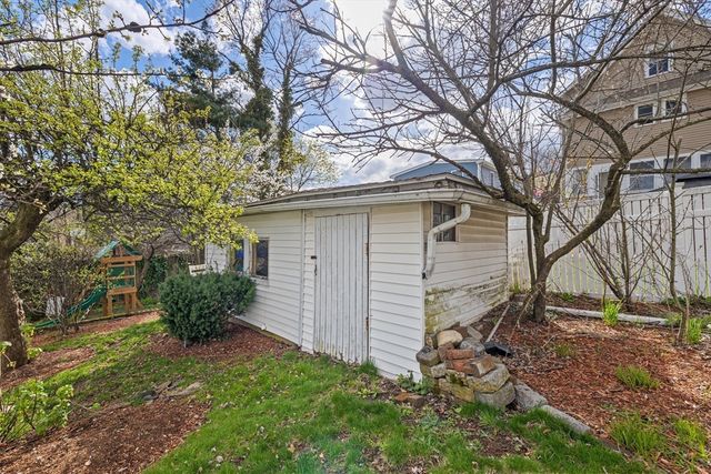 36 Irving St, Revere, MA 02151