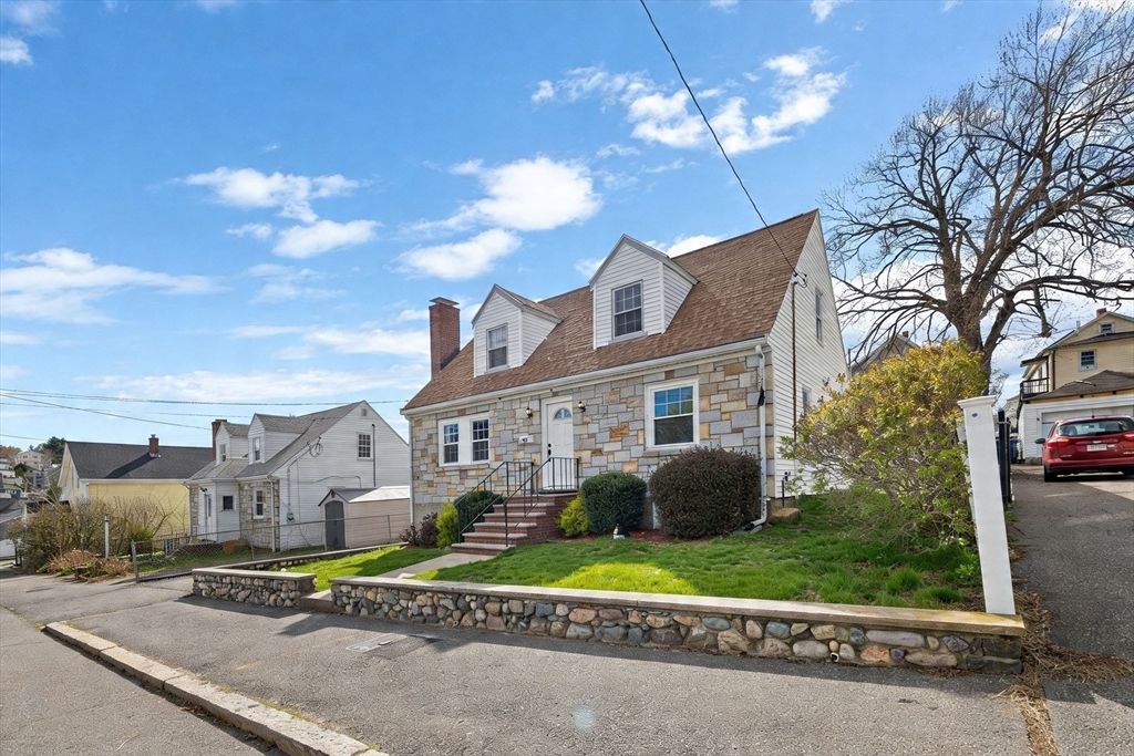 36 Irving St, Revere, MA 02151