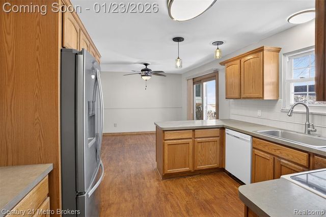 11452 Whitaker Road, Fenton, MI 48430