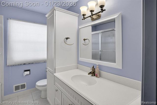 11452 Whitaker Road, Fenton, MI 48430