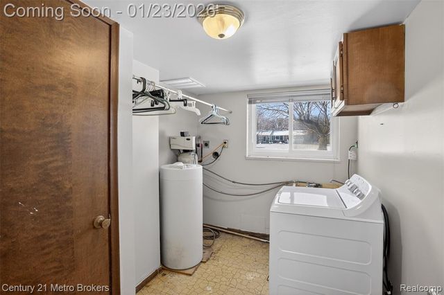 11452 Whitaker Road, Fenton, MI 48430