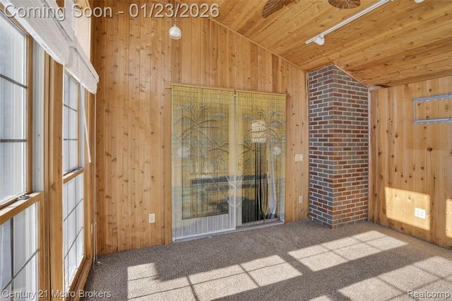 11452 Whitaker Road, Fenton, MI 48430