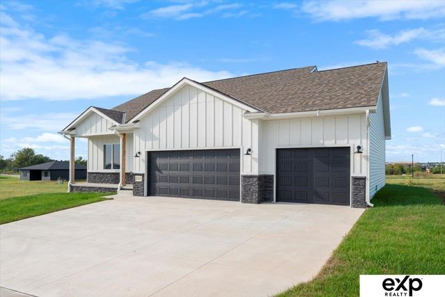 3410 Abbotsford Lane, Roca, NE 68430