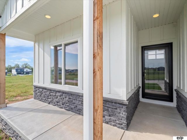 3410 Abbotsford Lane, Roca, NE 68430