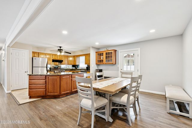 7 Thomas Street, Toms River, NJ 08753