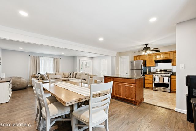 7 Thomas Street, Toms River, NJ 08753