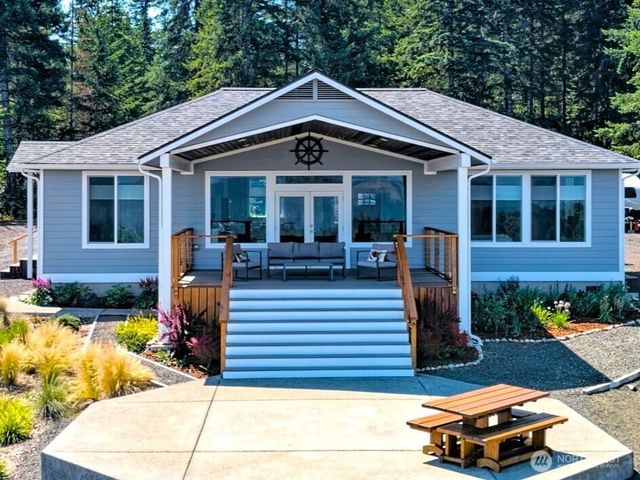 551 E Hyland Drive, Union, WA 98592