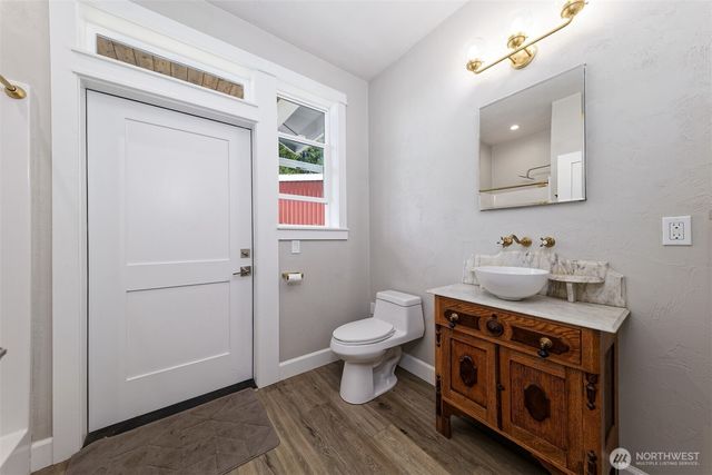 551 E Hyland Drive, Union, WA 98592
