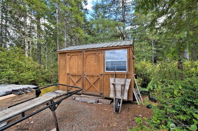 551 E Hyland Drive, Union, WA 98592