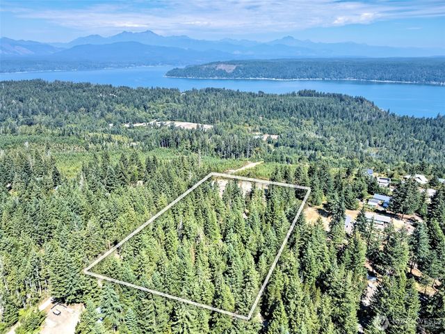 551 E Hyland Drive, Union, WA 98592