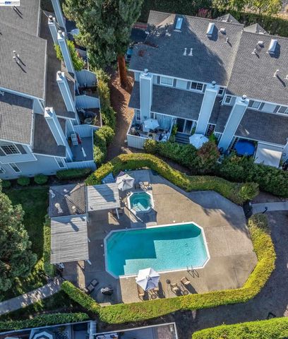 551 Saint John St, Pleasanton, CA 94566