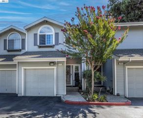 551 Saint John St, Pleasanton, CA 94566