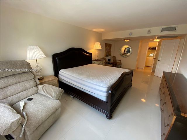 2030 S Ocean Dr 412, Hallandale Beach, FL 33009