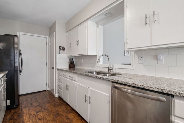 2404 17th Street, Plano, TX 75074