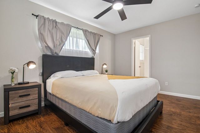 2404 17th Street, Plano, TX 75074