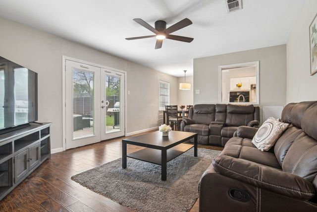 2404 17th Street, Plano, TX 75074