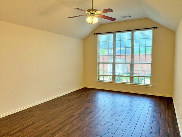 7105 Handen Drive, Rowlett, TX 75089