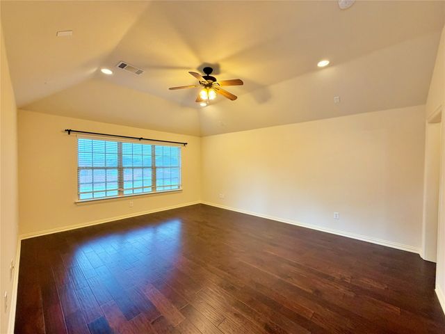 7105 Handen Drive, Rowlett, TX 75089