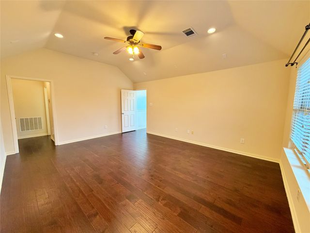 7105 Handen Drive, Rowlett, TX 75089
