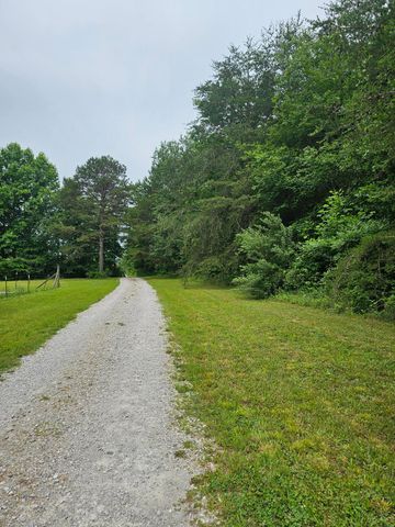 229 Windstone Drive, Tracy City, TN 37387