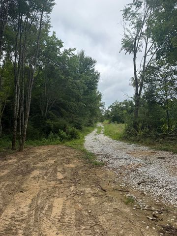 229 Windstone Drive, Tracy City, TN 37387