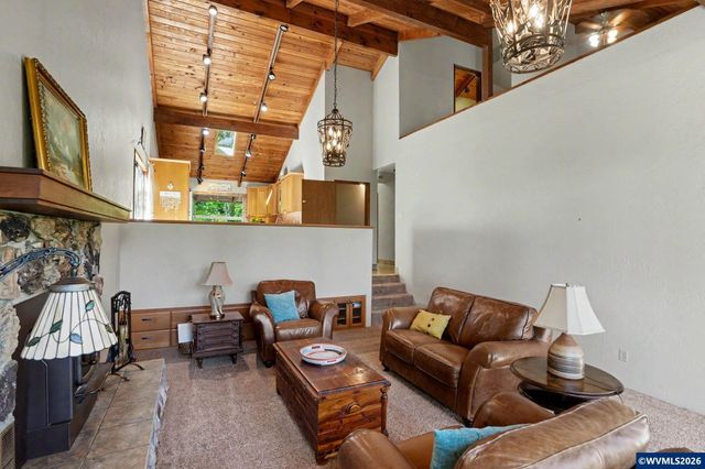 9855 Liberty Rd S, Salem, OR 97306