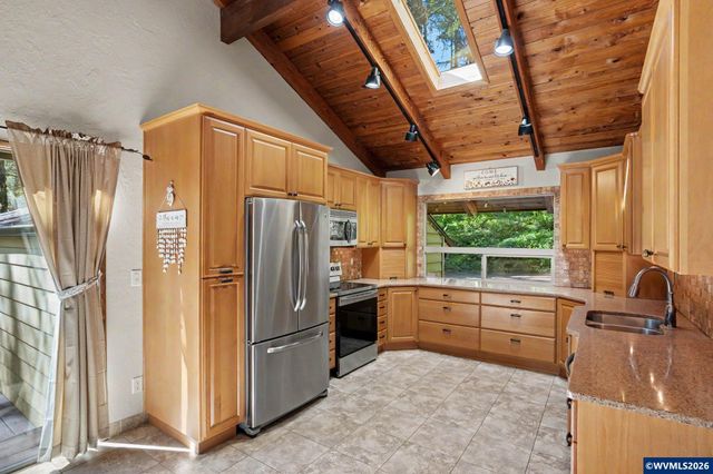 9855 Liberty Rd S, Salem, OR 97306