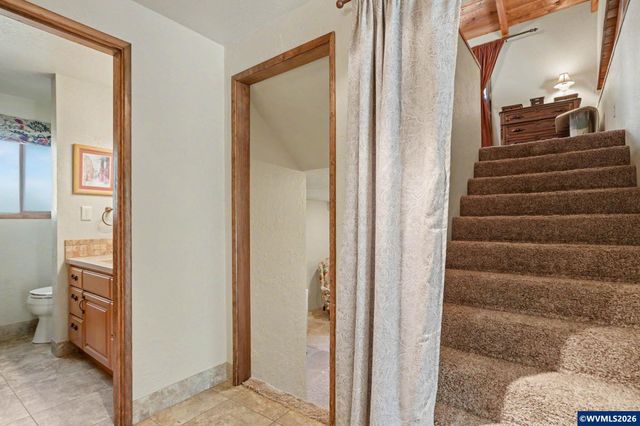 9855 Liberty Rd S, Salem, OR 97306