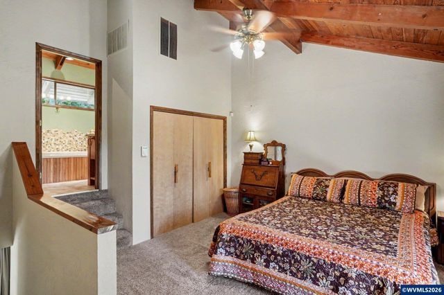 9855 Liberty Rd S, Salem, OR 97306