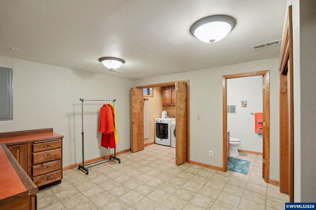 9855 Liberty Rd S, Salem, OR 97306