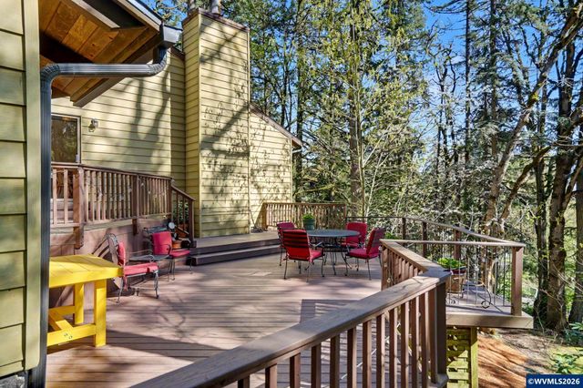 9855 Liberty Rd S, Salem, OR 97306