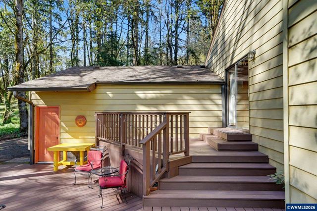 9855 Liberty Rd S, Salem, OR 97306