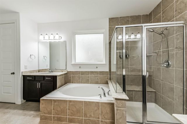 2206 Hidden Meadow Lane, Pearland, TX 77089