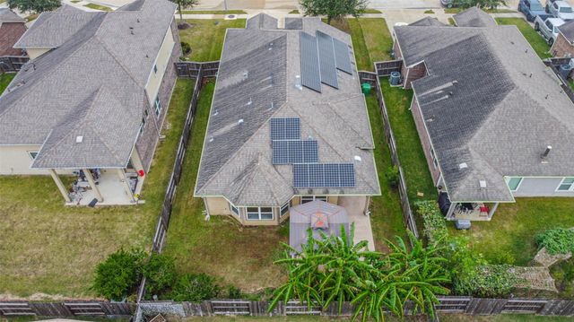 2206 Hidden Meadow Lane, Pearland, TX 77089