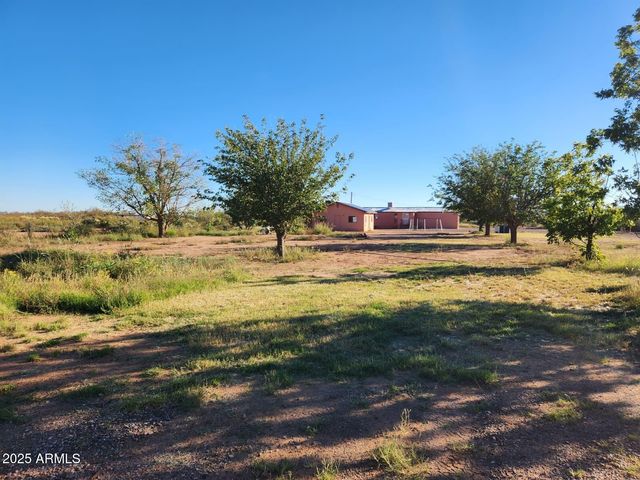 4901 W CHURELLA Trail, Double Adobe, AZ 85617
