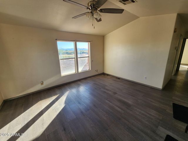 4901 W CHURELLA Trail, Double Adobe, AZ 85617