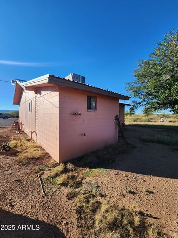 4901 W CHURELLA Trail, Double Adobe, AZ 85617