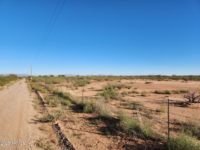 4901 W CHURELLA Trail, Double Adobe, AZ 85617